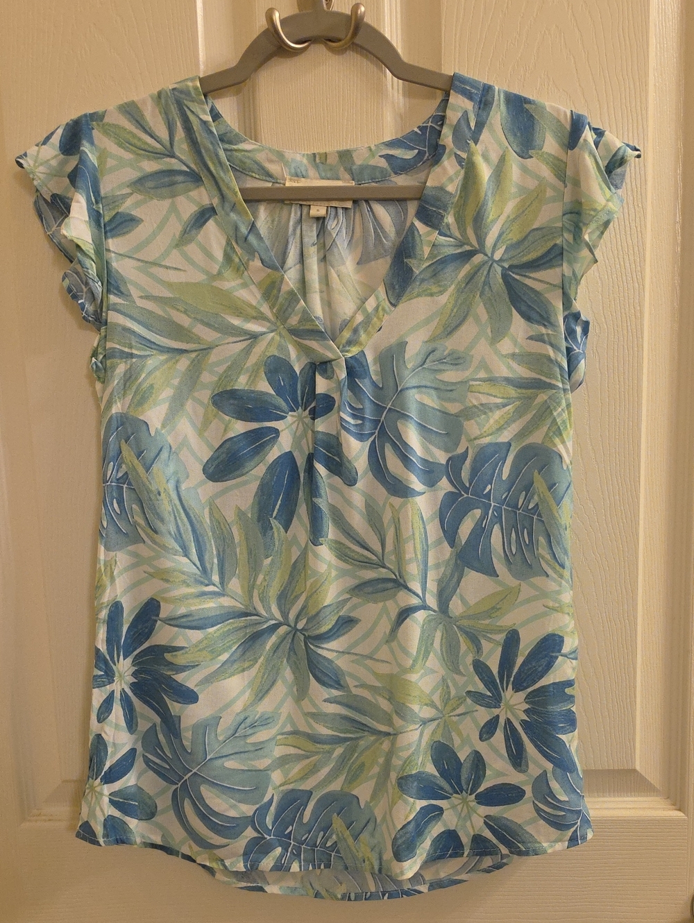 Cynthia Rowley Blue & Green Tropical V-Neck Cap-Sleeve Blouse